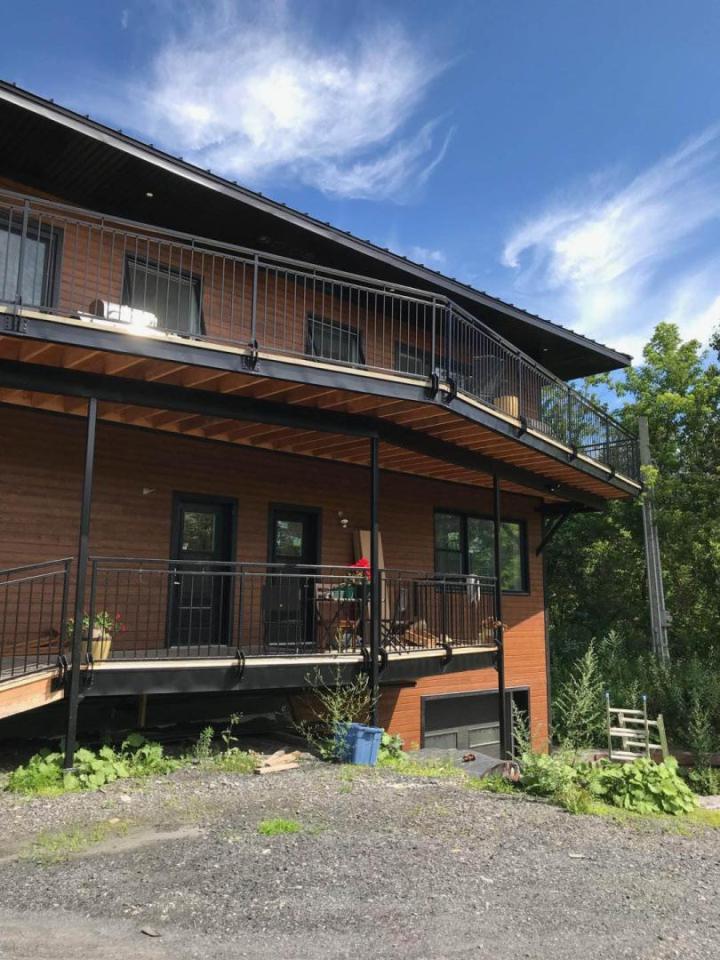 Fabricant de garde-corps sur mesure Sherbrooke