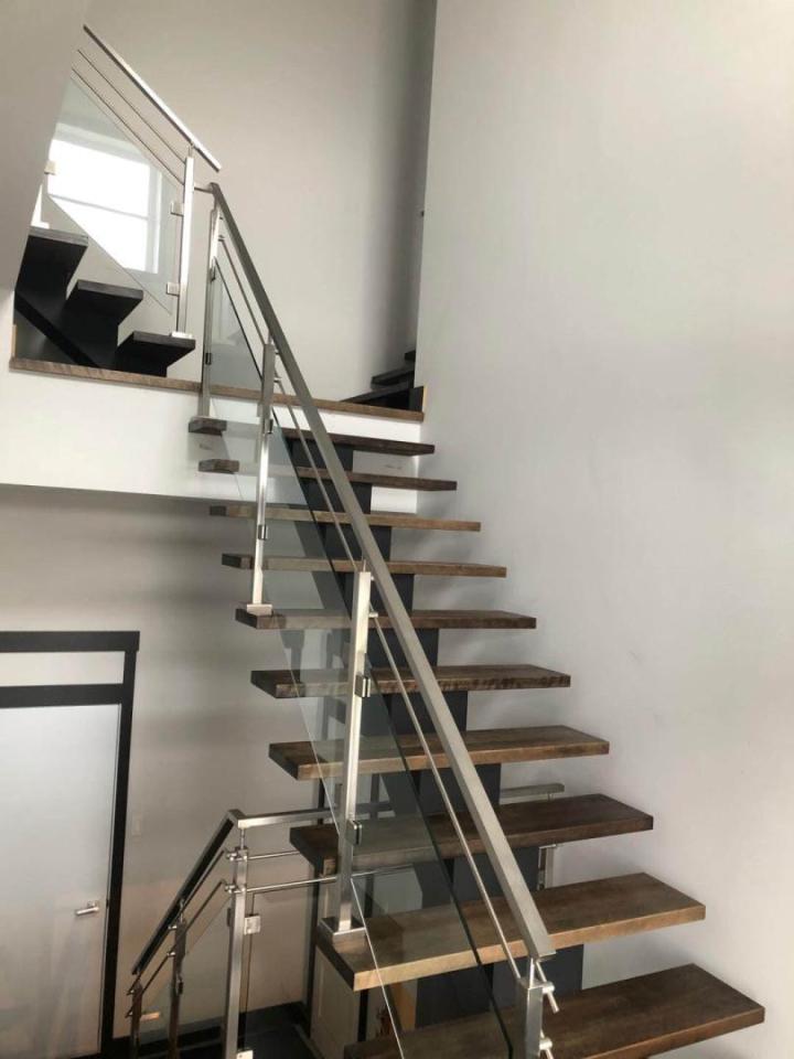 Fabricant de garde-corps sur mesure Sherbrooke