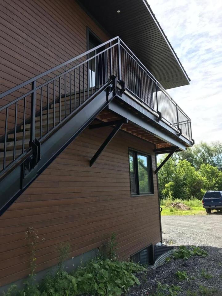 Fabricant de garde-corps sur mesure Sherbrooke